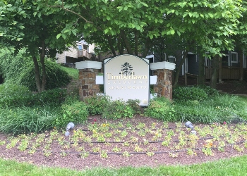 Timberlawn Crescent Apartments